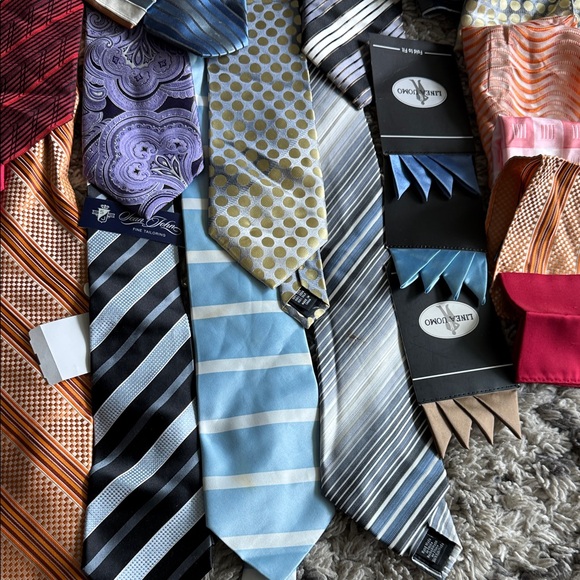 Assorted Men's Neckties - Multi-Color Set - Picture 4 of 7
